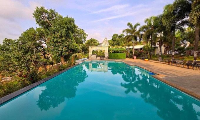 Igatpuri Resort | Astoria Lagoon Resort