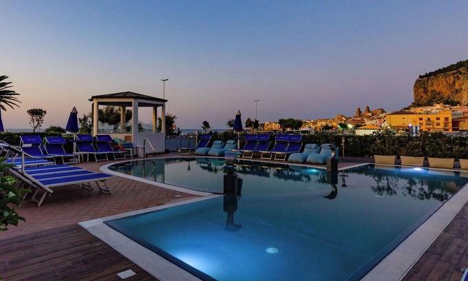 Cefalu Hotel | Astro Suite