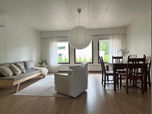 Vantaa Apartment | Asunto lähellä luontoa, 17min lentokentälle