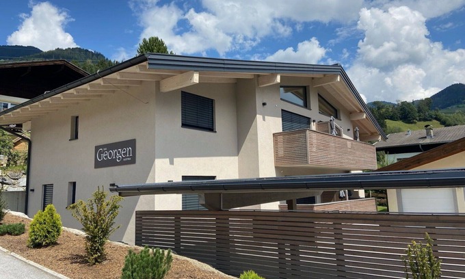 Gries Apartment | Lovely apartment for 4 guests with WIFI, TV, terrace and pets allowed