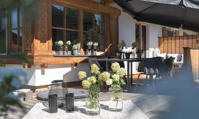 Saalfelden am Steinernen Meer Apartment | Premium - Apartment 1 with garden, infrared cabin - Moving mountains