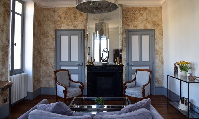 Beaune Apartment | At the Miracle of French toast