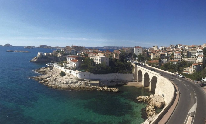 Endoume Apartment | At the water's edge, apartment-terrace Endoume-Malmousque