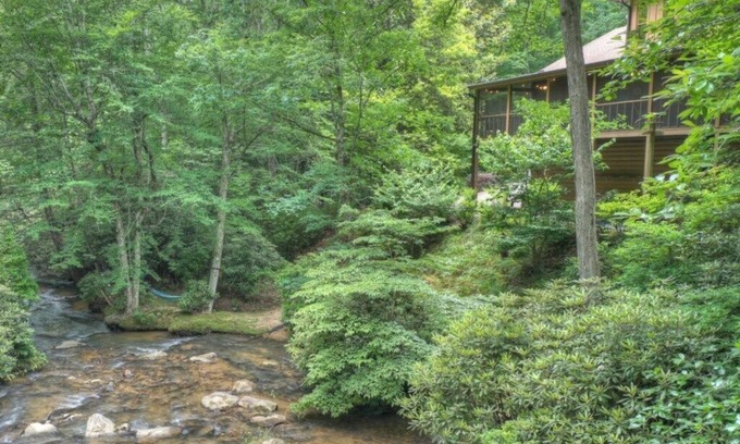 Williamstown Cabin | At Water's Edge | Hot Tub | Fish From Cabin | Secluded