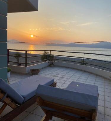 Pefki Apartment | Atelié Γιούλη