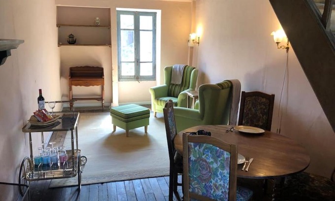 Azat-Chatenet House | Atelier Art Chez Bardon