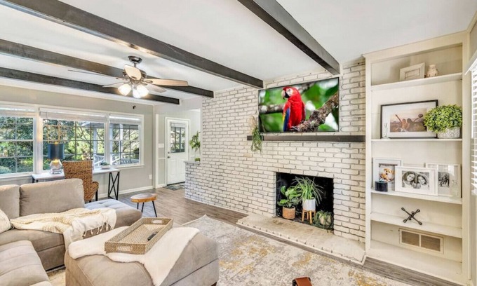 Windwood House | ATH - Dunwoody 5BR -Pet Friendly -Fenced (lakebro)