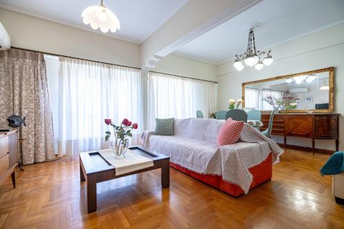 Athens Apartment | Athens Central Charm by ΜΡS