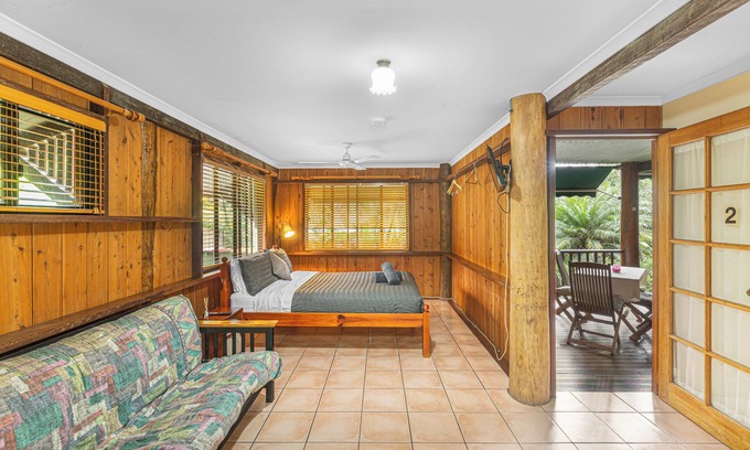 Atherton Bed & Breakfast | Atherton Blue Gum