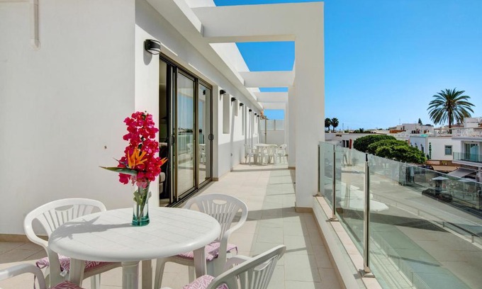 Playa de Mogan Apartment | Atico Albamar