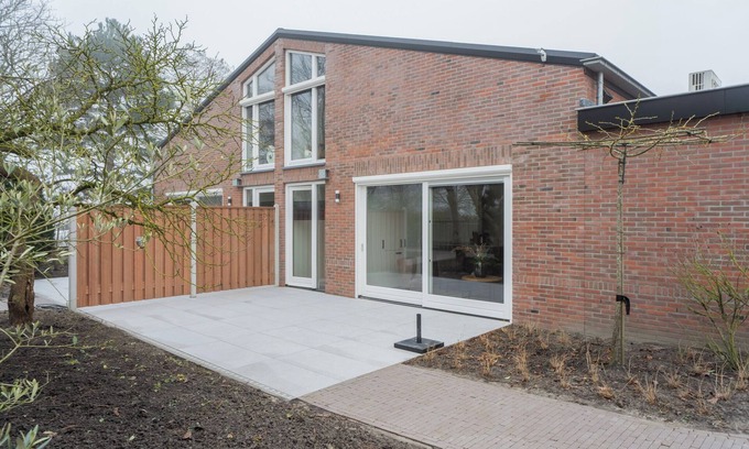 Yerseke Apartment | Atmospheric stay in Zoute cottage Westerschelde - ideal for 2 people