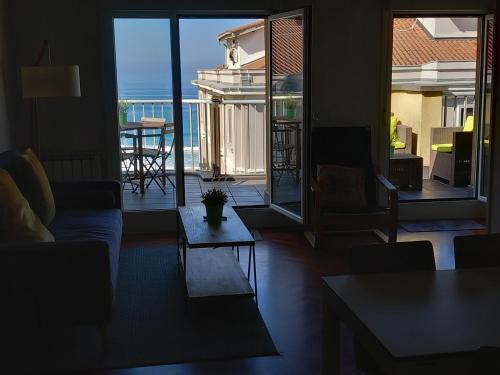 Gros Apartment | Attic+views+terrace+parking