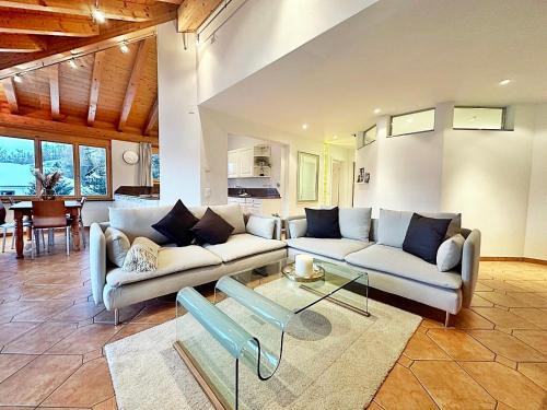 Pontresina Apartment | Attika - 85m2, Holz, Ausblick, mit Garage - ME17-A