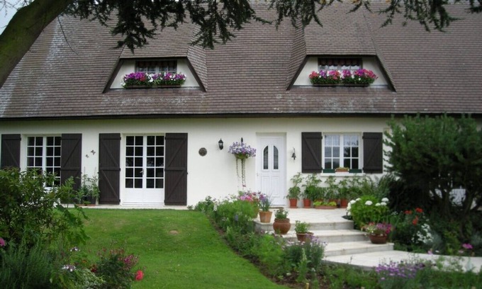 Saint-Paer Apartment | Attractive Normandy gite in a rural location, yet easy reach of all amenities.