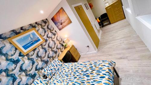 Bradford Apartment | Attractive Studio Flat Bradford City Center