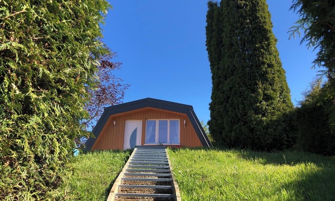 Metabief Ski Chalet | Atypical chalet with enclosed garden and breathtaking views! Rosa-Lila the Tiny-house