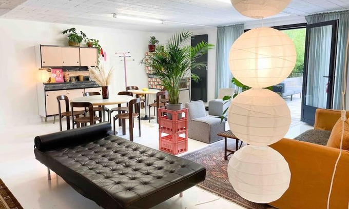 Grosrouvre House | Atypique ancien studio de cinéma 100m2