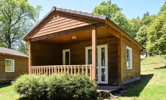 Correze Ski Chalet | Au Bois de Calais * - Chalet Tree : 2 bedrooms + TV, 4 people