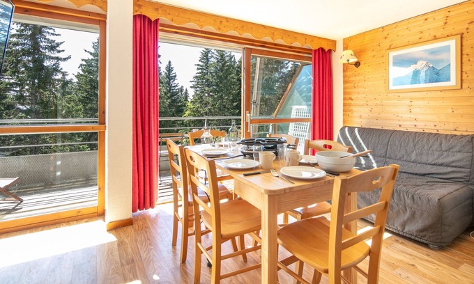 Chamrousse Apartment | Au Bon Air - Appt au pied des pistes