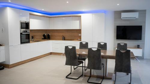 Faubourg Saint-Jacques Apartment | Au coeur de Valence - Parking gratuit - Entièrement climatisé