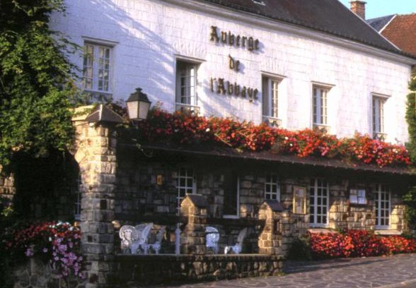 Signy-lAbbaye Hotel | Auberge De L'abbaye