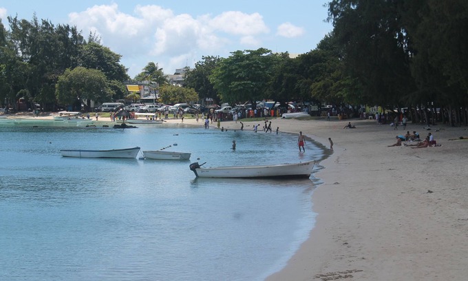 Grand-Baie Hotel | Auberge Miko