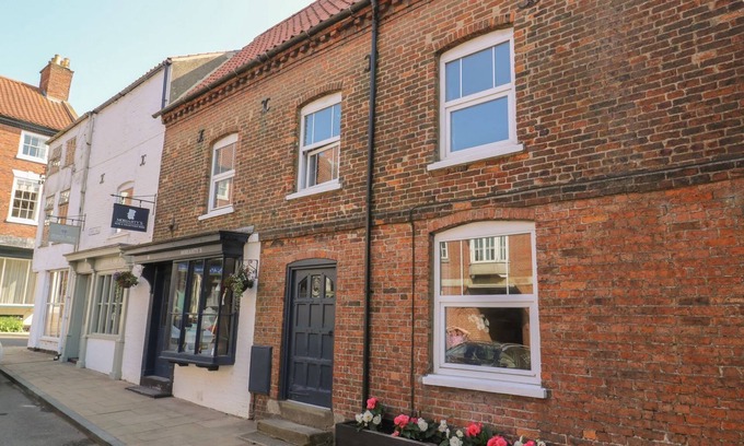 Caistor Cottage | AUDLEBY, family friendly, character holiday cottage in Caistor