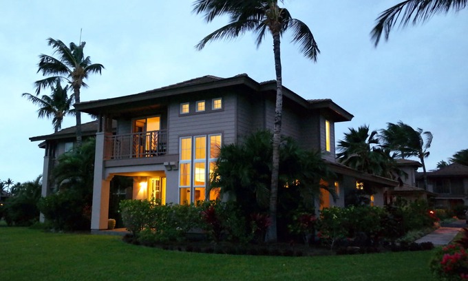 Waikoloa House | Aug 125 a nt sale! Colony Villas quiet redone end unit. Tropical views, 90 golf!