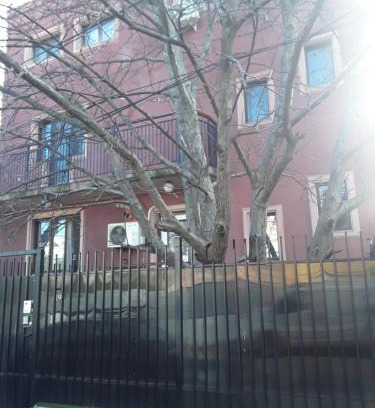 Sector 5 Apartment | Aura's west accommodation private parking in front yard