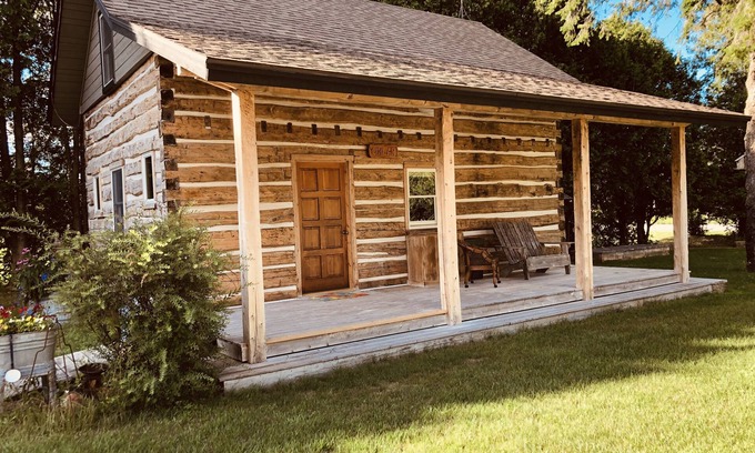 Sturgeon Bay House | Authentic 1882 Hand Hewn Log Home