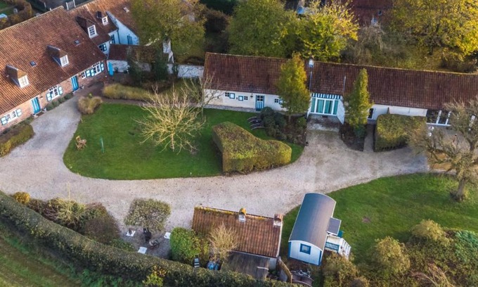 Hansbeke Bed & Breakfast | Authentic wellnesshoeve