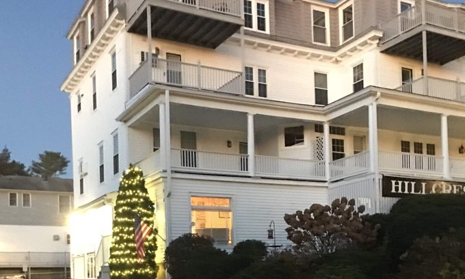 Cape Neddick Resort | Autumn in New England