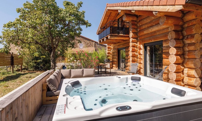Saint-Jean-en-Val Ski Chalet | Auvergne: 5* chalet with spa in the heart of a Fjords horse farm