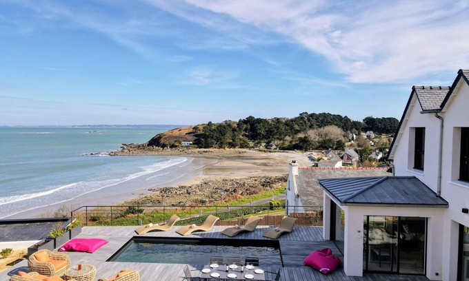 Locquirec Villa | Aux 3 Bains - Plage, Piscine, Spa