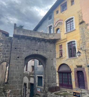 Le Puy-en-Velay Apartment | Aux Portes du Mont Anis