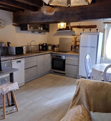 Pouilly-sous-Charlieu House | auxhirondelles