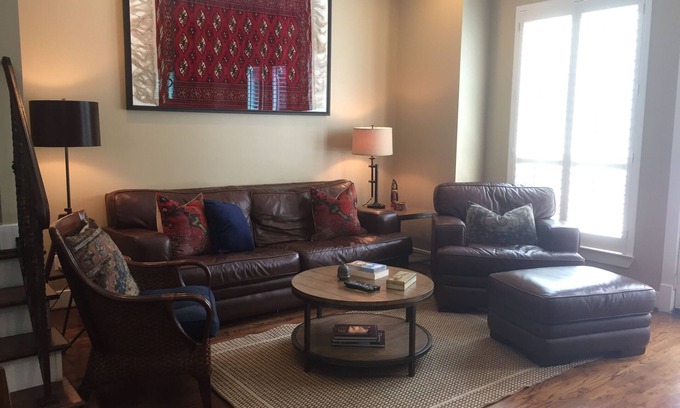 Washington Ave./ Memorial Park House | Available for Monthly Rental Near Downtown