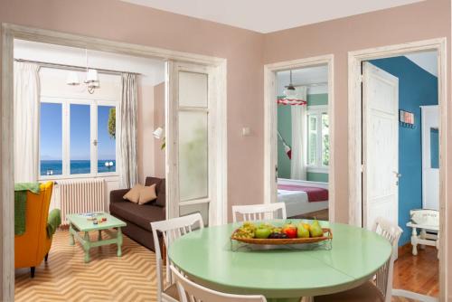 Kala Nera Apartment | Avgi by the Sea