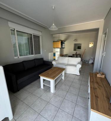 Anatolikos Sinikismos Apartment | AVRAS Escape