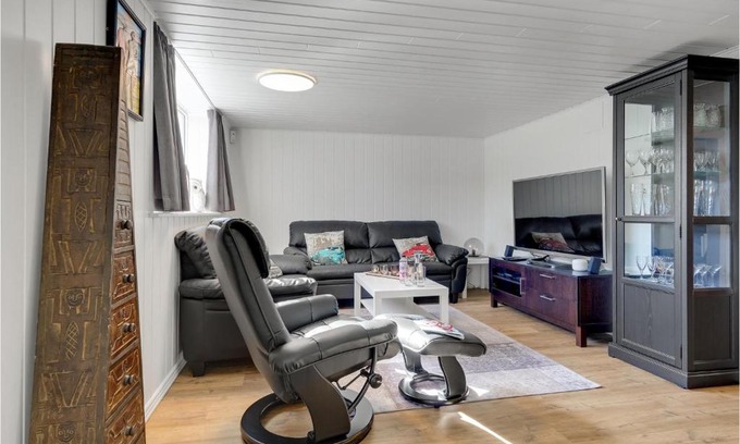 Vesthimmerland Municipality Apartment | Awesome Apartment In Løgstør With Wifi