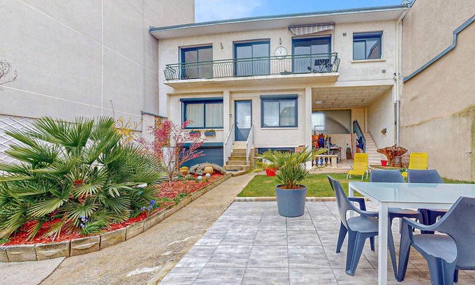 Limoges Apartment | Awesome apartment in Limoges with WiFi