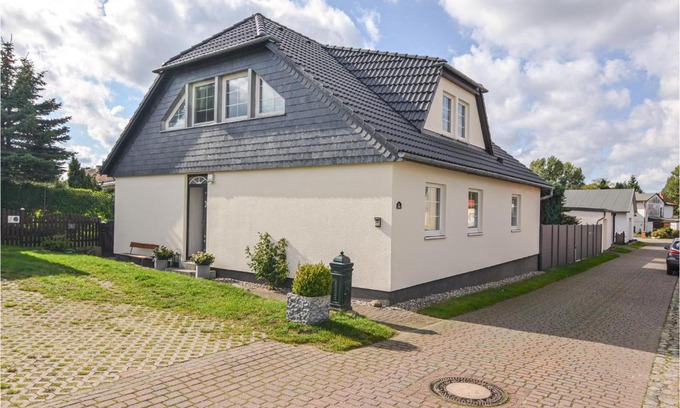 Wusterhusen Apartment | Awesome Apartment In Wusterhusen