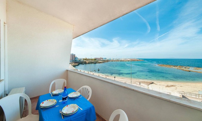 Porto Torres Apartment | Awesome apartment in Porto Torres