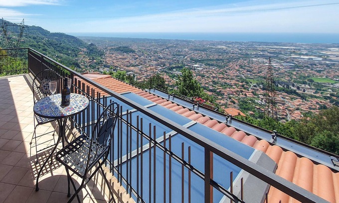 Massa House | Awesome home in Bargana with WiFi