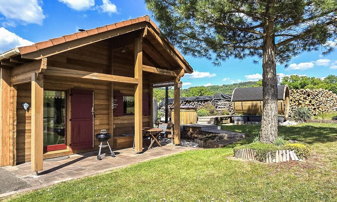 Denipaire House | Awesome home in Denipaire with sauna