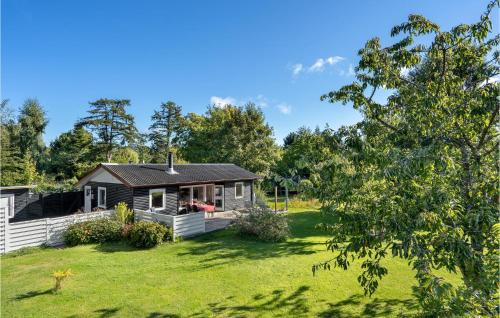 Udsholt House | Awesome Home In Græsted With Wifi