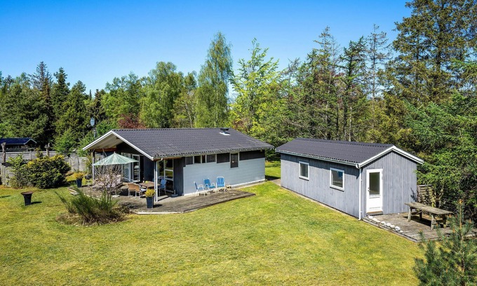 Hojby House | Awesome home in Højby with kitchen