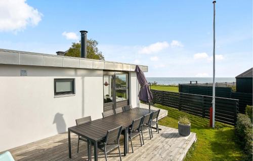 Horsens House | Awesome Home In Juelsminde With Wifi