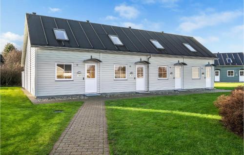 Houstrup House | Awesome Home In Nørre Nebel