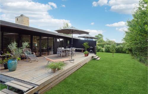 Saksild Strand House | Awesome Home In Odder With Wifi